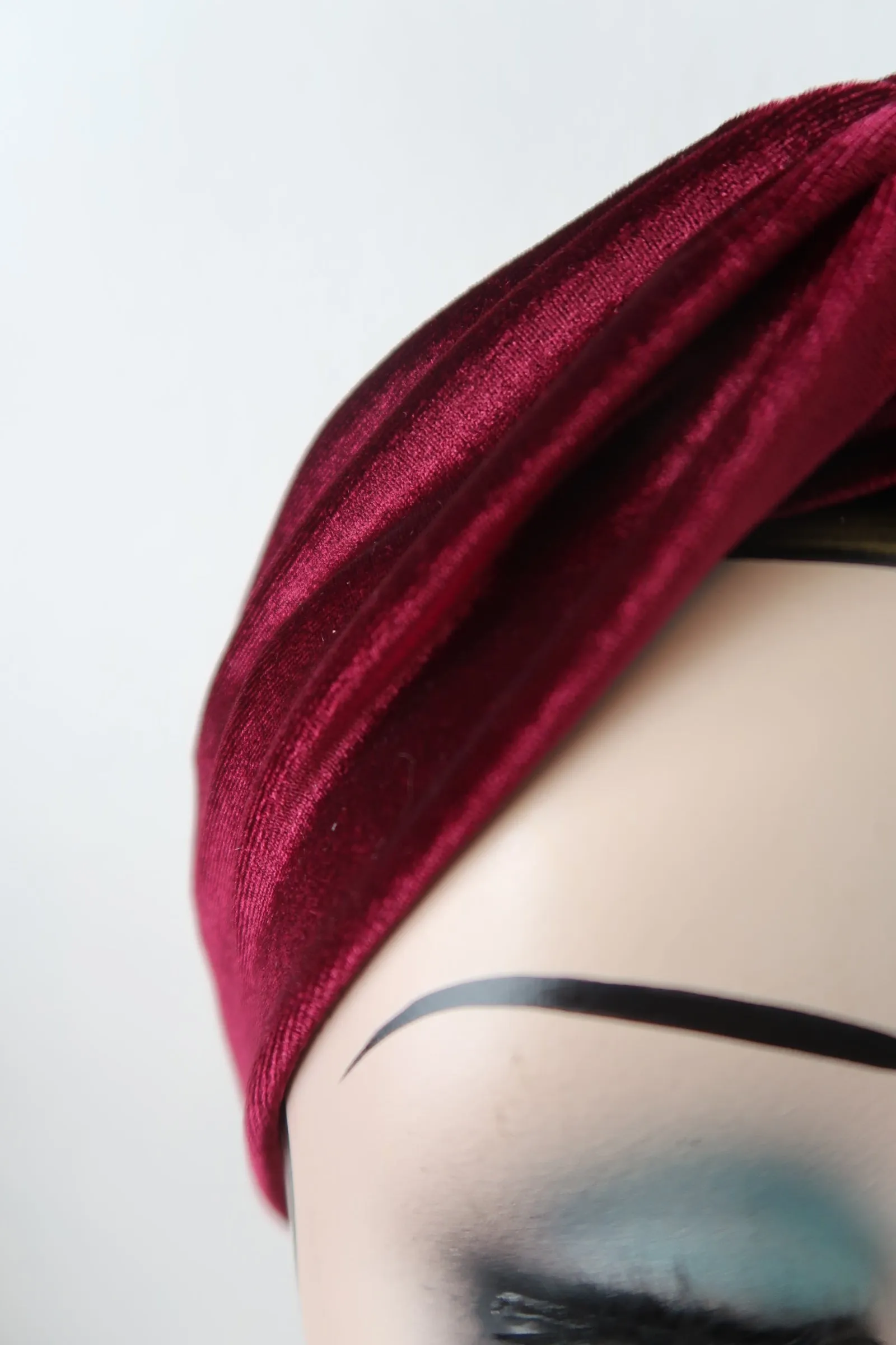CLASSIC Velvet Headband in 4 colours