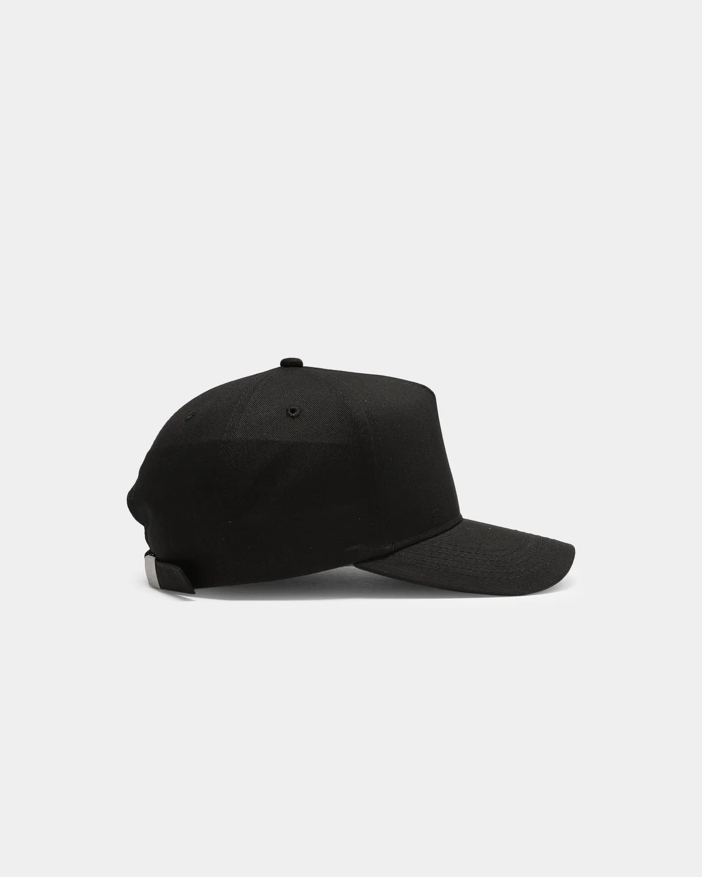 EN ES Strapback Black/Gold