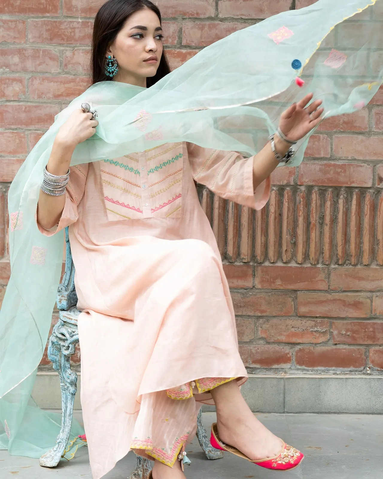 Gulnaaz Back Pleat Kurta Set