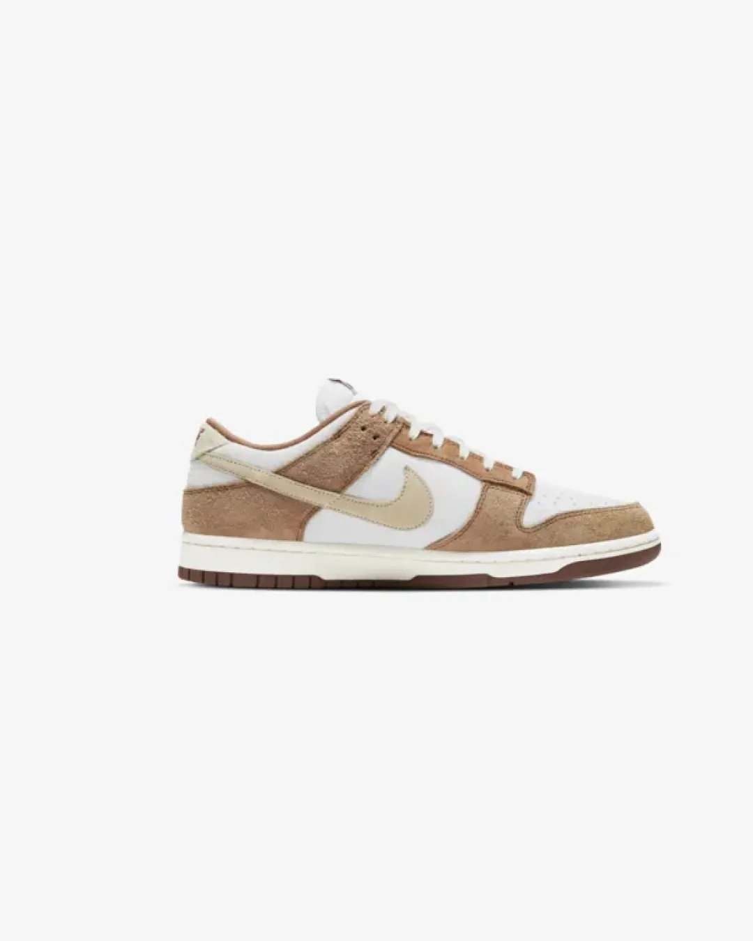 Nike SB Dunk Low ‘Medium Curry‘ Sneakers