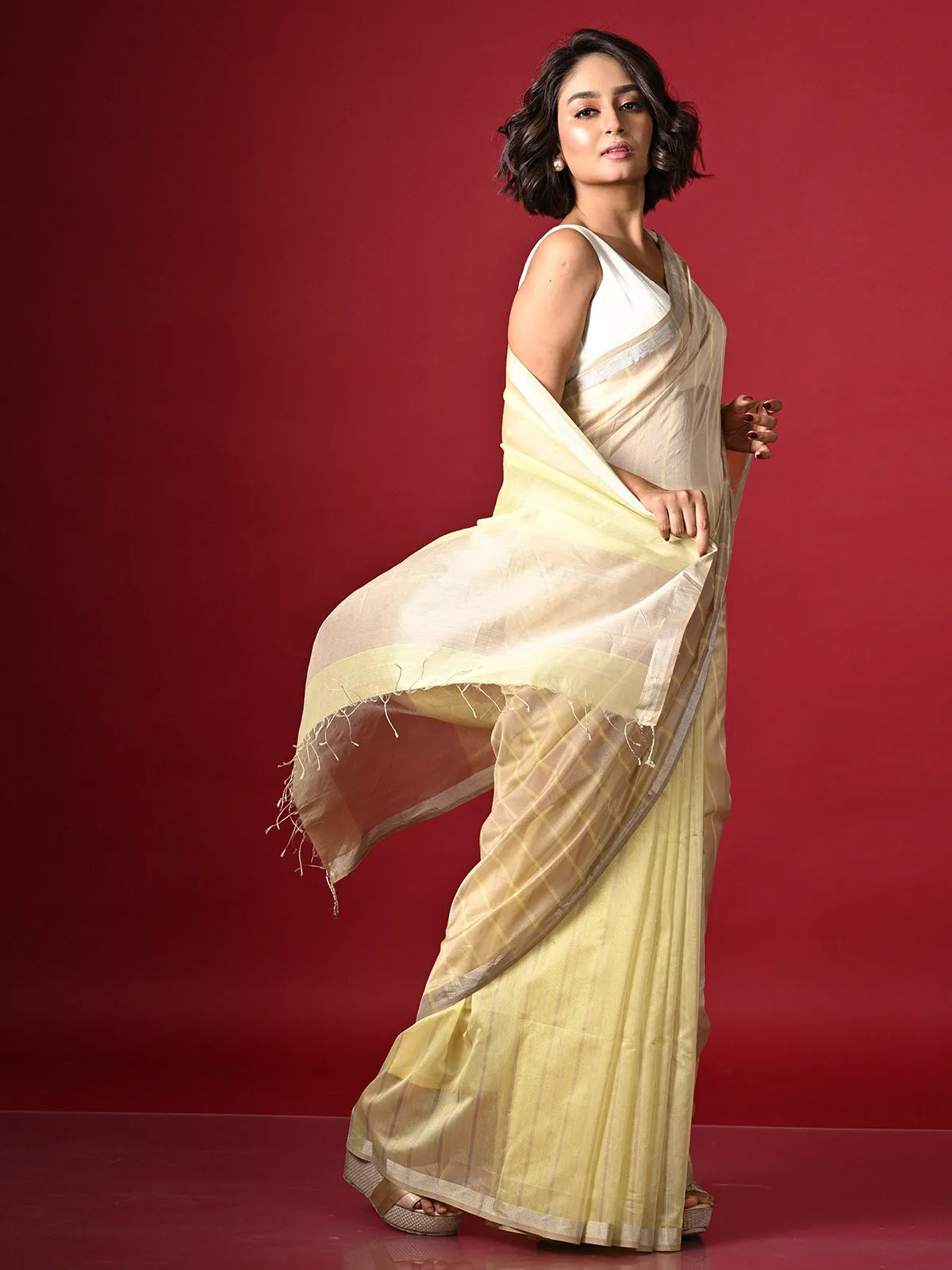 Pastel Yellow Handwoven Silk Cotton Maheshwari Saree