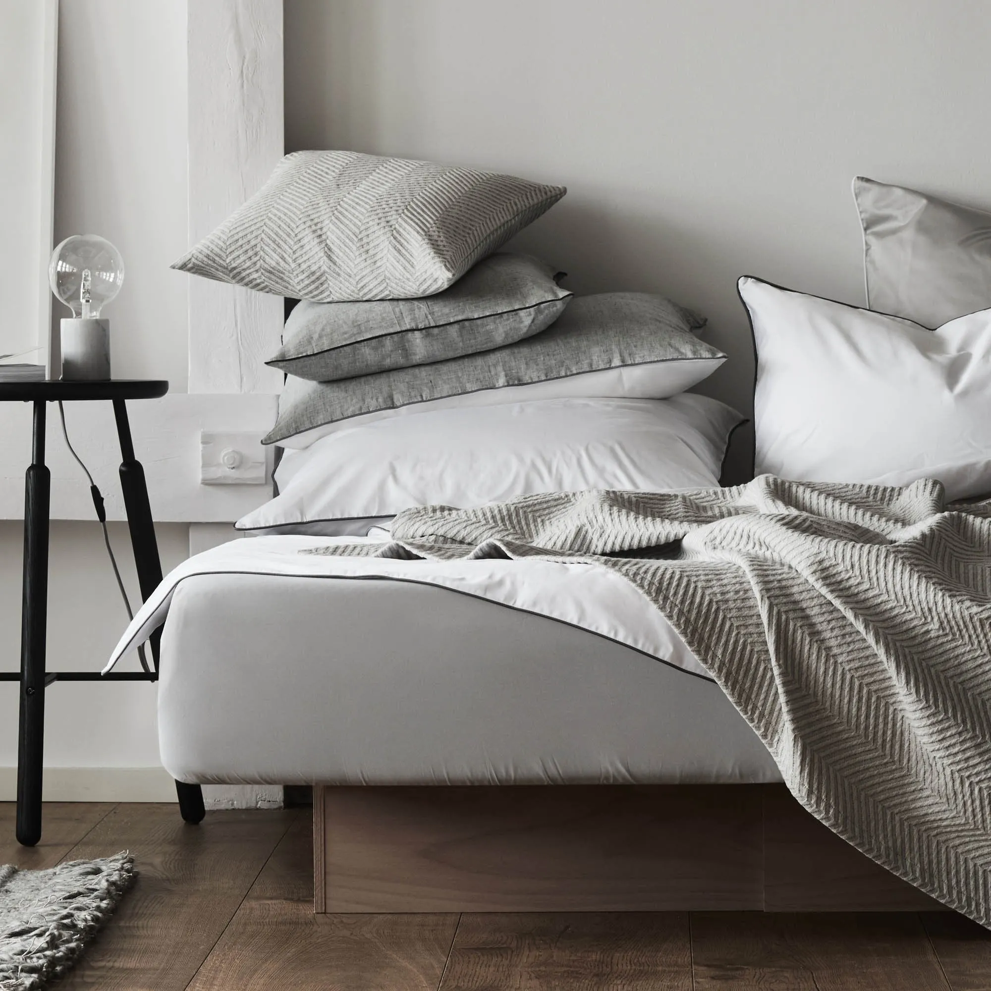 Perpignan Deep Fitted Sheet [Light grey]