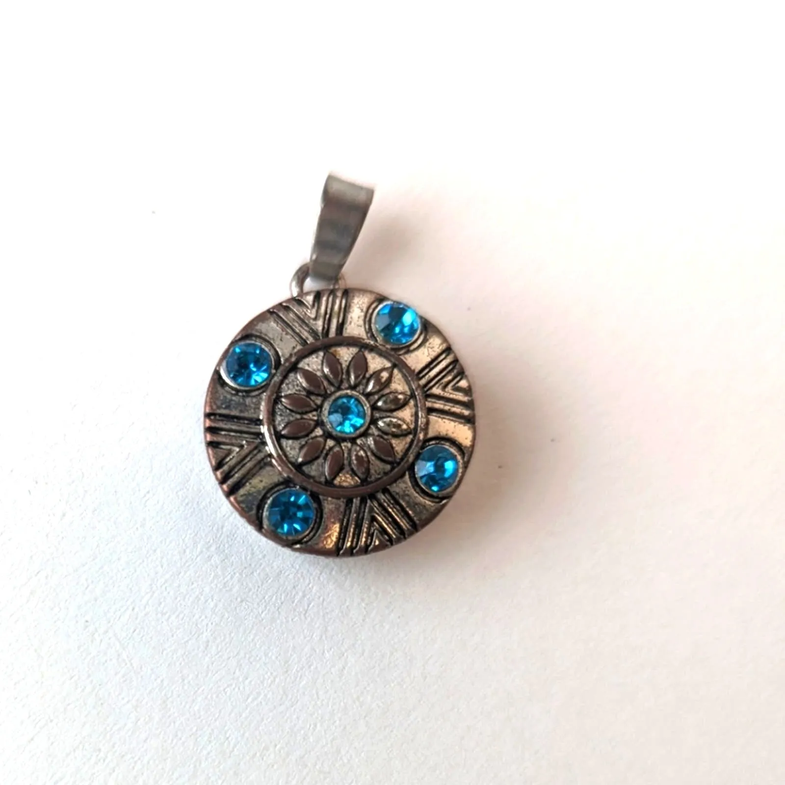 Vintage Inspired Pendant